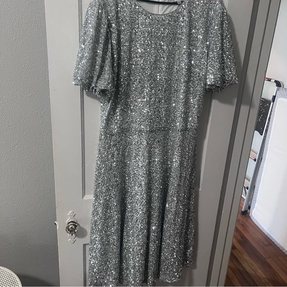 JessaKae Silver Sequin Midi Dress - Picture 5 of 6